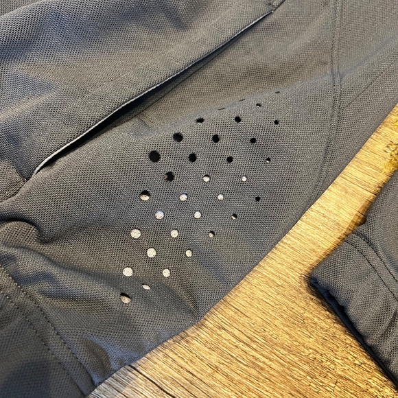 Nike Elite, Dri-fit zip up jacket size large - Picture 5 of 6